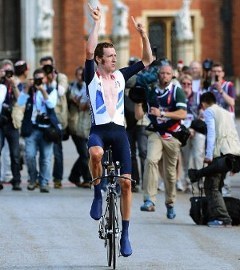Британский велогонщик Брэддли Уиггинс, выигравший золото Олимпиады