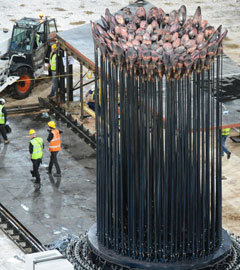 Перенос Олимпийского огня. Фото  (c)AFP 