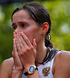 Елена Лашманова после финиша. Фото Reuters